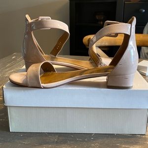 14th and union nude sandles